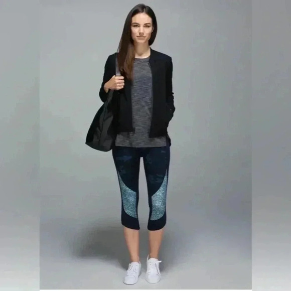 Lululemon Wunder Under Cropped Athletic Leggings *Full-On Luon - Picture 1 of 8